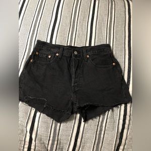 womens levi 501 jean shorts worn once